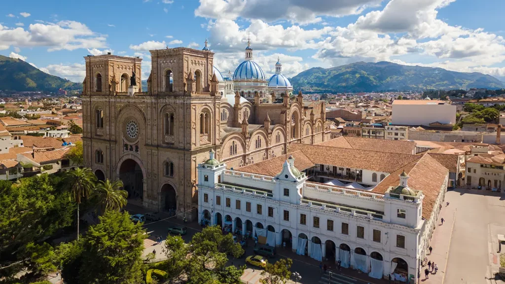 Como llegar a CUenca Ecuador maneras y trasportes
